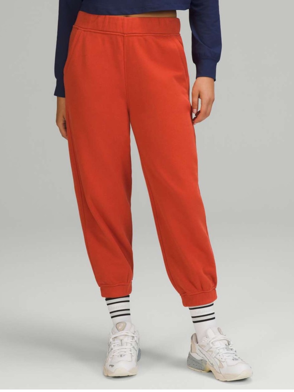 lululemon athletica Cropped Joggers in Orange 🍊